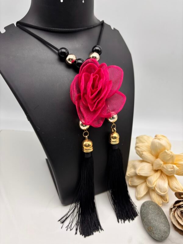 Set of 2 pc Western long necklace - Image 9