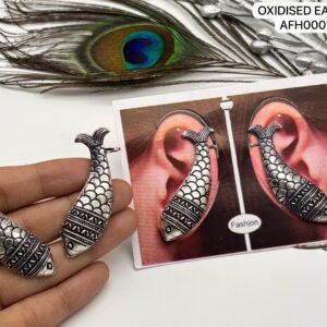 Oxidised Earcuff
