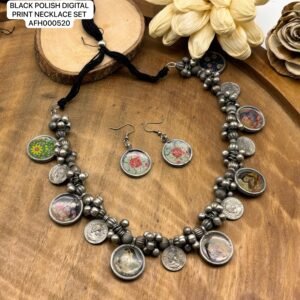 Black polish Digital print Necklace