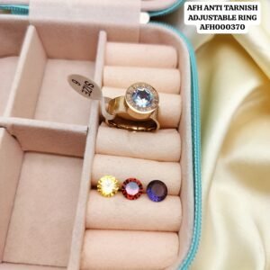 Anti tarnish premium stone ring (size 7)