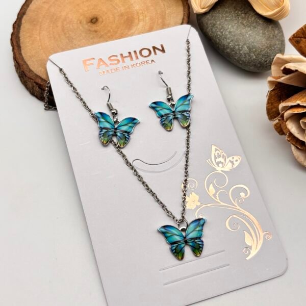Set of 2 card  mix colour western necklace set - Image 7