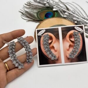 Oxidised Earcuff