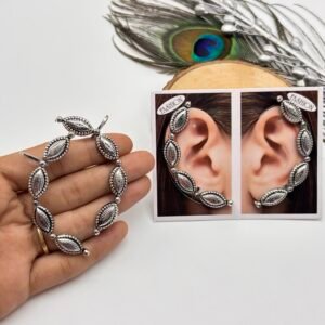 Oxidised Earcuff