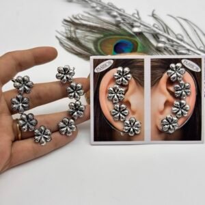 Oxidised Earcuff