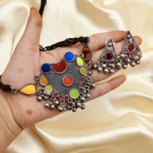 Black polish Afghani choker