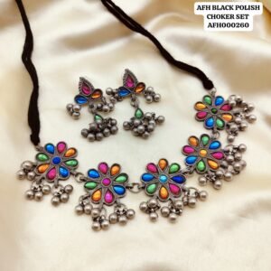 Black polish stone necklace