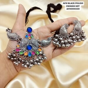 Black polish Afghani Choker