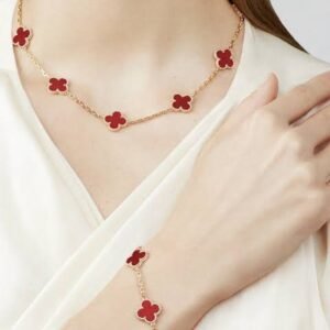 Anti Tarnish Clover Necklace & Bracelet set