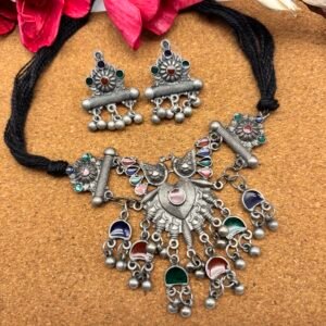 Black polish Afghani choker