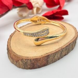 Anti tarnish Adjustable bangle