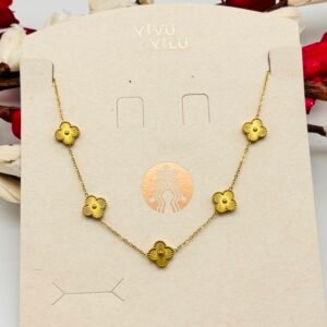 Anti Tarnish clover necklace